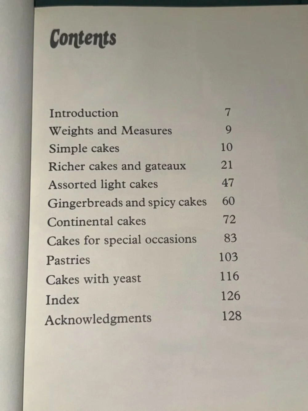 Cakes & Cake Decorating By Zoe Leigh 1975 Paperback Cookbook With Over 200 Recip